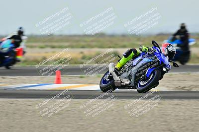 media/Apr-18-2025-TrackDaz (Fri) [[45f5874c44]]/C Group/Session 1 (Turn 7)/